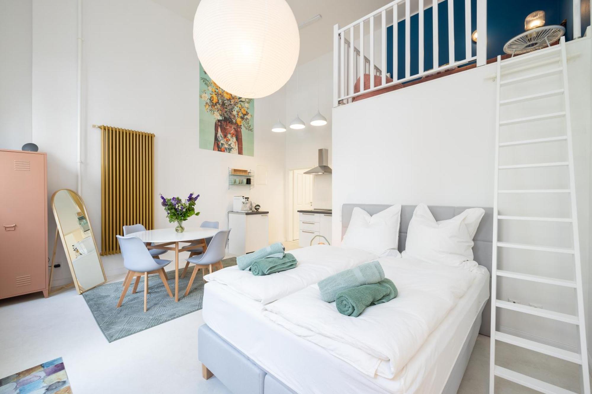 Great 2-Room Loft With 2 Bathrooms And 2 Kitchen Berlin Exterior photo